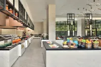 Courtyard Nashik - breakfast