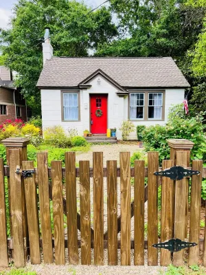 Classic City Cottage: Walk to 5 Points/UGA/Stadium - Kitchenette