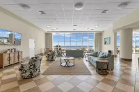 Luxury 4BR Beachfront Corner Unit, Panoramic Gulf Views, Lazy River, Indoor Pool