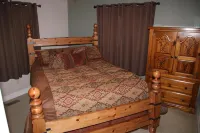 Gorgeous Deck View of Pike's Peak in Secluded Forest- 8 Acres; Excellent Reviews