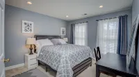 Great Location End unite luxury  3 level townhouse. 2 car Garage,