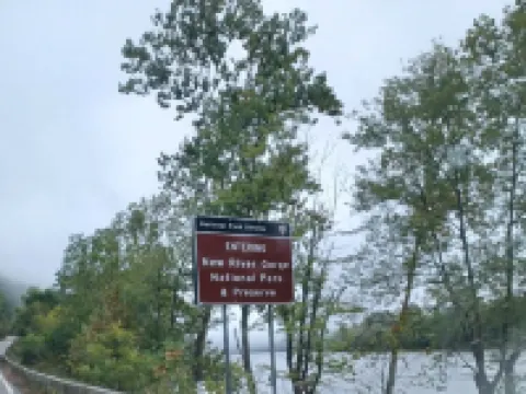 Cozy with spectacular views, easy access to I-64, and each end of the NRGNP Hotels in Summers County