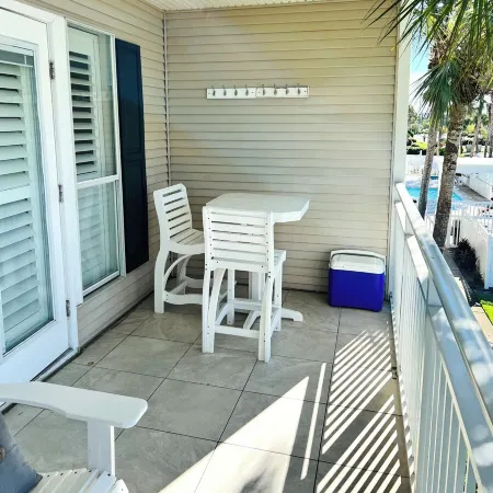 Crystal Beach Condo Destin FL steps to private beach entrance heated pool🏝️☀️⛱️