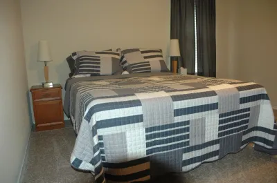 Spacious home for a family getaway to San Antonio.  Close to everything! Hotels near 7-Eleven