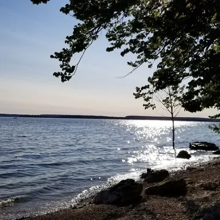 Holiday Lodge on Green Bay