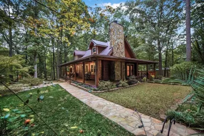 Luxury Cabin With Sauna and Hot Tub South-View Cemetery附近的飯店