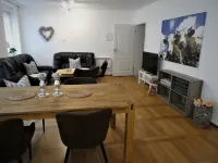 Allgäutraum vacation apartment 4, cozy and spacious family apartment Hotels in Durach