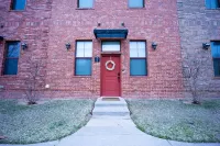 Casa de Flo - 3 BD/3 Bath SPACIOUS CONDO Hotels near The University of Oklahoma