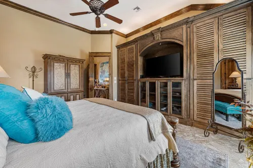 Luxury Beachfront~Ground level Palapas Bar~ Hot Tub ~ private walk over bridge