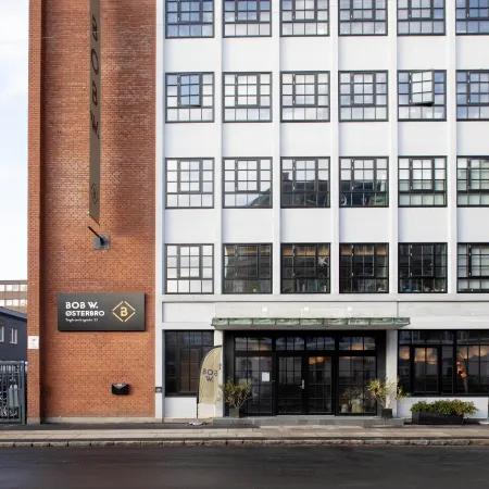Bob W Østerbro Copenhagen Отели рядом с достопримечательностью «Футбольный стадион «Паркен»»