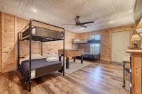 Hidden Hills, Cabin for Family Getaway with Mountain Views! - Hot Tub and Wifi