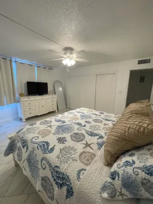 Beautiful 3bd/2ba 8th floor condo with spectacular views in Daytona Beach!