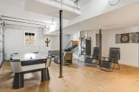 Asheville-Area Autumn Retreat; Clean, Spacious 4Br Home Perfect for Family Stays Hotel a Flat Creek