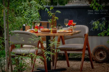 Circle Отели рядом с достопримечательностью «Анжуна Бич»