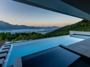 อีโนวา ยูฟุอิน