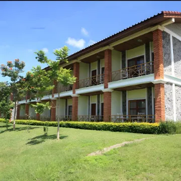 Vansana Plain of Jars Hotel