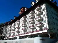 Misty Apartments@Iris House Resort