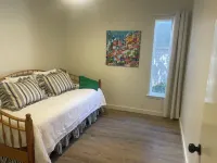 Viva The Matador! Newly Renovated and Charming 4 Bedroom/2 Bathroom House