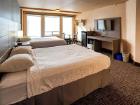 Ramada by Wyndham Cranbrook Hotels in Cranbrook