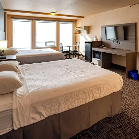 Ramada by Wyndham Cranbrook Hotels in Cranbrook