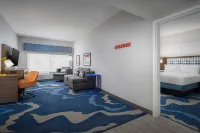 Hampton Inn and Suites by Hilton Naples South Hotels in Lely Resort