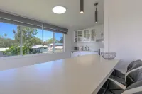 Fully renovated home, close to parks, river & beach
