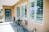 Home in Indio.Newly remodeled.Pet/family friendly.