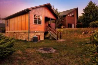 Getaway Cabin •Hot Tub •Easy Roads•Near Dollywood & Attractions •Holidays Open! Gateway RV Park & Campground附近的飯店