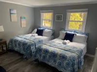 Haven Breeze - Dazzling home near Lake Ontario, beach & relaxing walking trails Hotel a Irondequoit