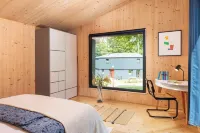 Wunderschönes, Modernes, Großes Haus Direkt am See Hotels in Templin