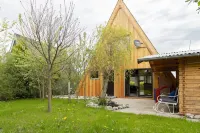 Close to the beach: a great vacation home for the whole family Hotels in Schwedeneck