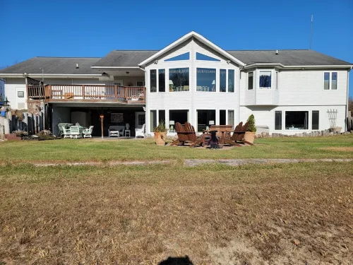 Building Memories & Relationships enjoy stocked pond, woods, game room, and more Hotels in Springfield Township