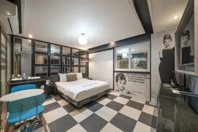 Daegu Dalsung Star Hotels near Dodong Seowon Confucian Academy