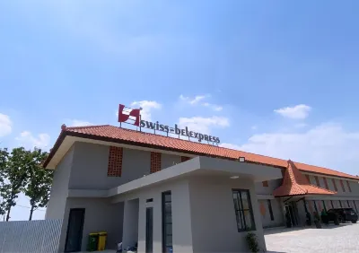 Swiss-Belexpress Rest Area KM 166, Cipali Hotel dekat Bandara Internasional Kertajati Jawa Barat