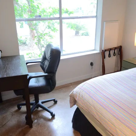 Modern B & B