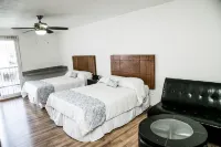 Suites Dioh - balcony