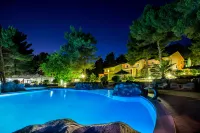 Matilde Beach Resort - Pools