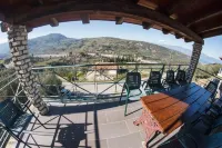 Stone Maisonettes Hotels in Selianitika