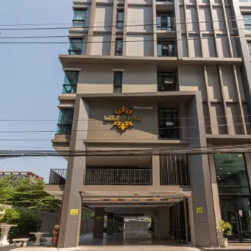 Casa Luxe Hotel and Resident Отели рядом с достопримечательностью «Станция метро Ratchadapisek»