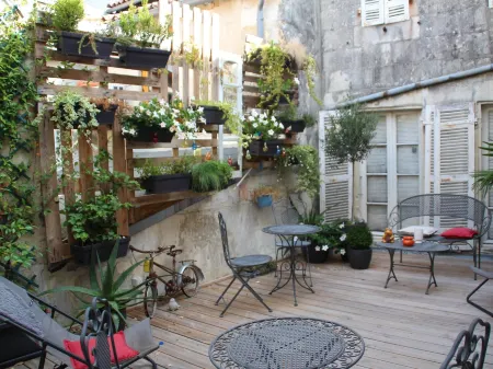 Une Chambre en Ville