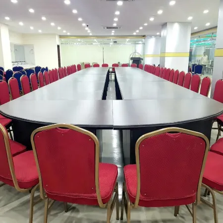 Grand Surma Hotel