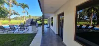 Hotel Green Hotels in Jaco