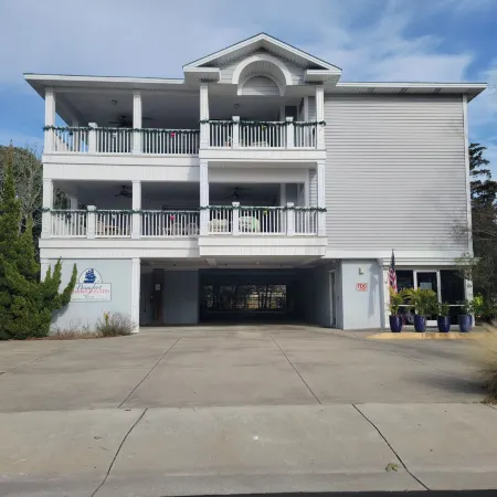 Beaufort Harbour Suites and Lodges