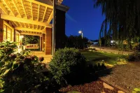 Spacious 3-bedroom house with fitness room, Theatre, WiFi in brilliant Chelan