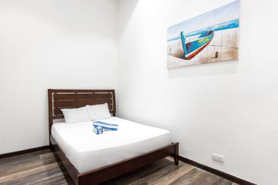 Other ??Sunshine?? Magnificently Bright 2BR Top City Centre Townhouse Photo