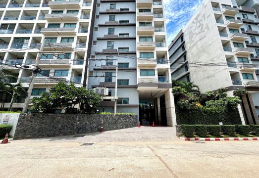 라구나 비치 리조트 야외 수영장 전경