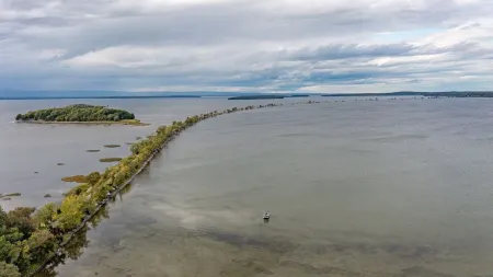 Cozy Colchester Cabin Near Lake by RedAwning