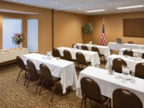 ควอลิตี้ อินน์ แอนด์ สวีทส์ แอลบูเคอร์คี มิดทาวน์ - ยูนิเวอร์ซิตี้ แอเรีย โรงแรมในแอลบูเคอร์คี