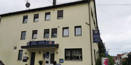 Hotel Alena - Kontaktlos Check-IN Отели рядом с Аэропорт Штутгарт