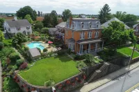 Greystone Manor Bed & Breakfast Hotels in East Lampeter Township